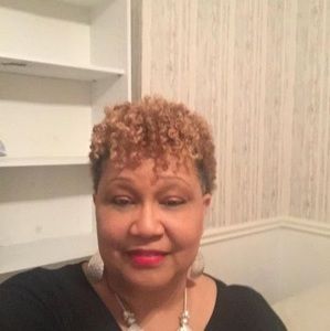 Meet your Posher, Artra